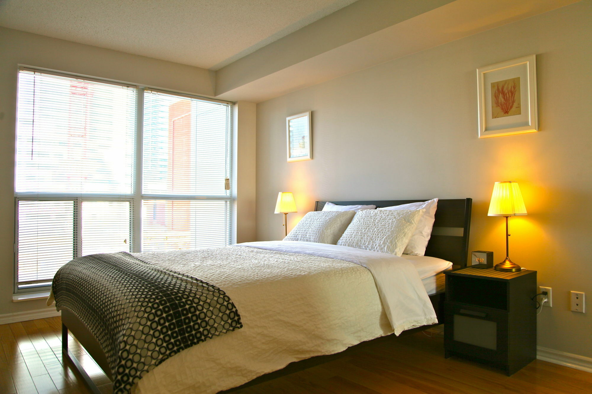 Red Maple Suites - Icon Toronto Eksteriør billede