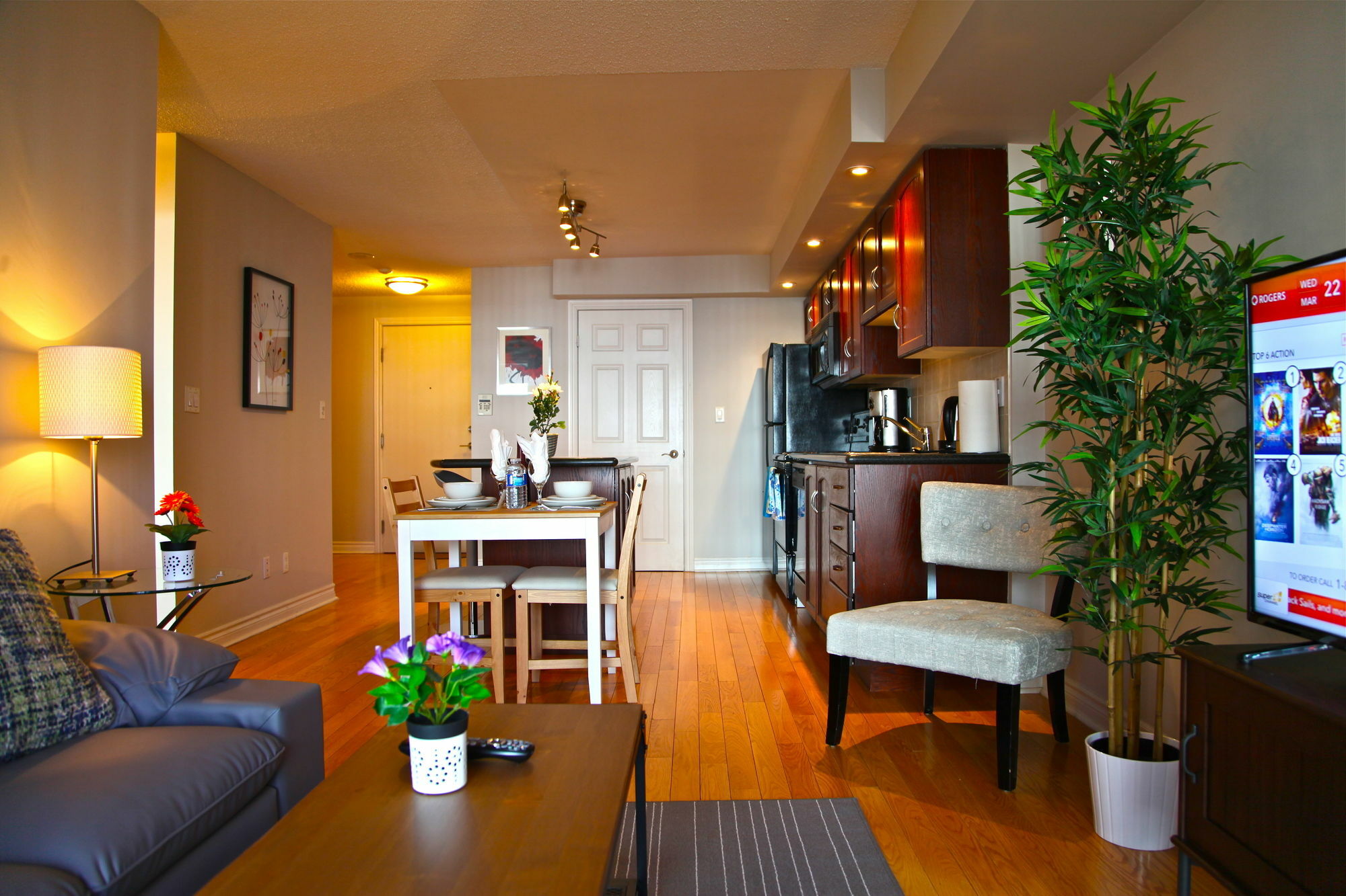 Red Maple Suites - Icon Toronto Eksteriør billede